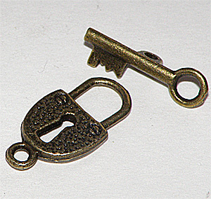 Bronsfärgat togglelås nyckel