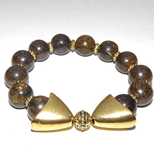 Guldfärgad oval kon 20×13 mm