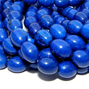 Färgad magnesit slät risform lapisblå 10×8 mm