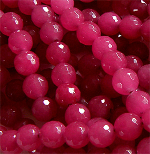 Malaysian jade facetterad fuchsia rund 10 mm