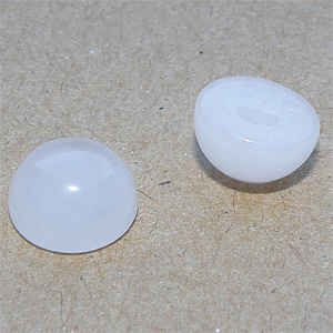 Cabochon vit jade 8 mm