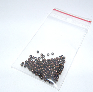 Kopparfärgad klämpärla 2 mm