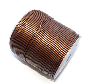 Äkta lädersnöre metallic ”Gauriya” 1 mm