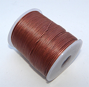 Äkta lädersnöre metallic ”Tamba” 1 mm