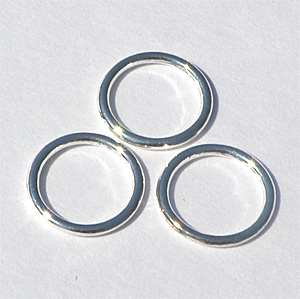 Silverfärgad sluten bindögla 12 mm